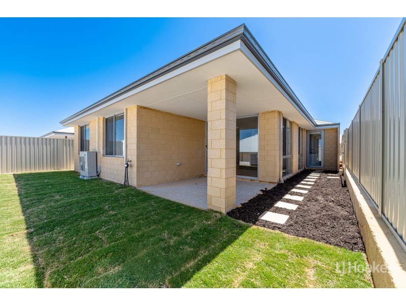 7 Caledon Street, Golden Bay WA 6174