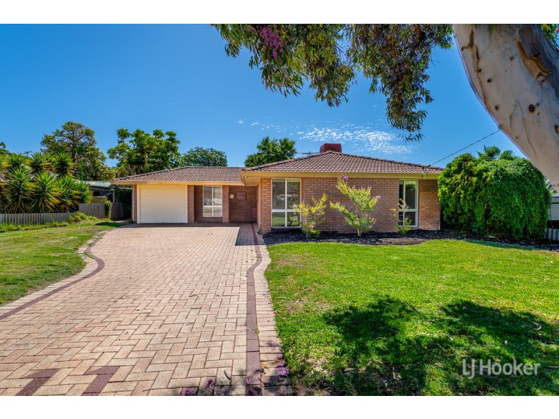 11 Moorine Court, Hillman WA 6168