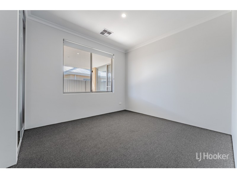 10 Westport Street, Madora Bay WA 6210