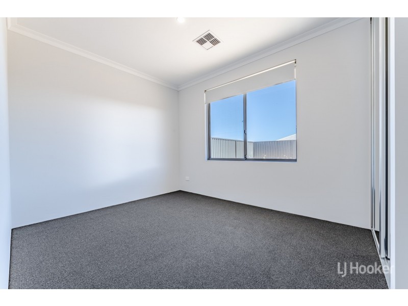 10 Westport Street, Madora Bay WA 6210