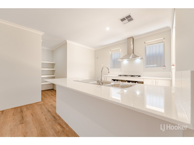 31 Angalore Road, Madora Bay WA 6210