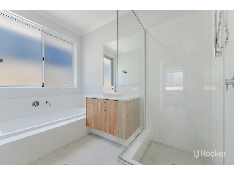 31 Angalore Road, Madora Bay WA 6210