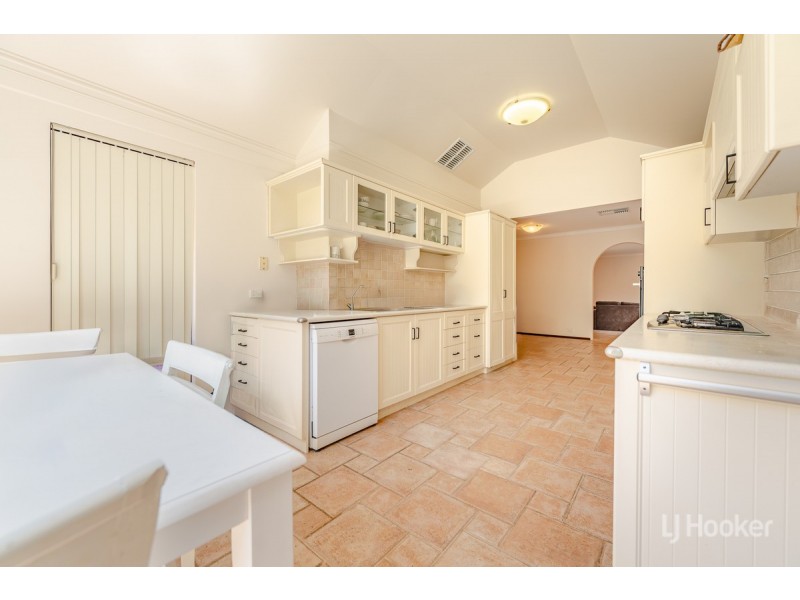 22 Hestia Place, San Remo WA 6210