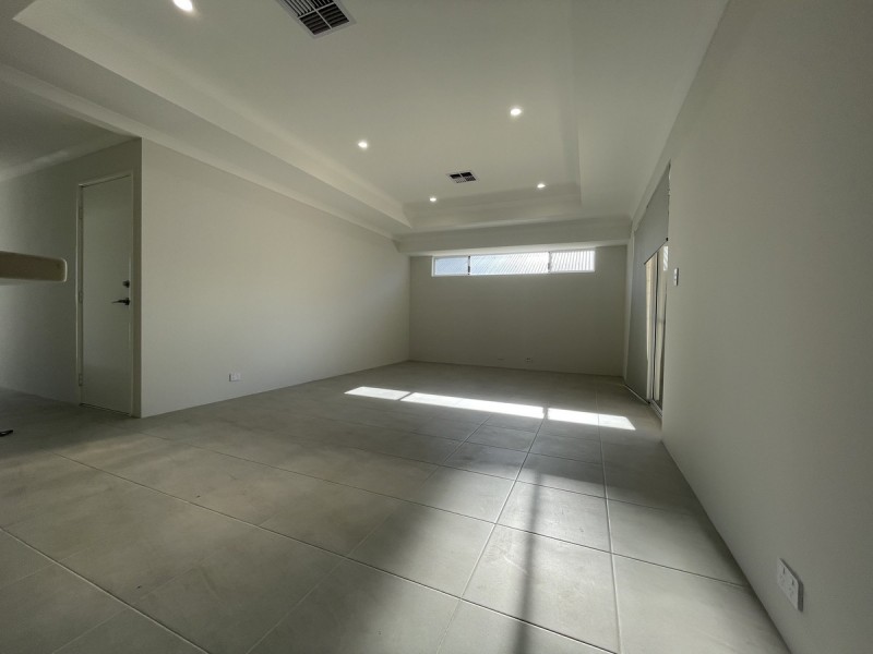 16 Segundo Street, Madora Bay WA 6210