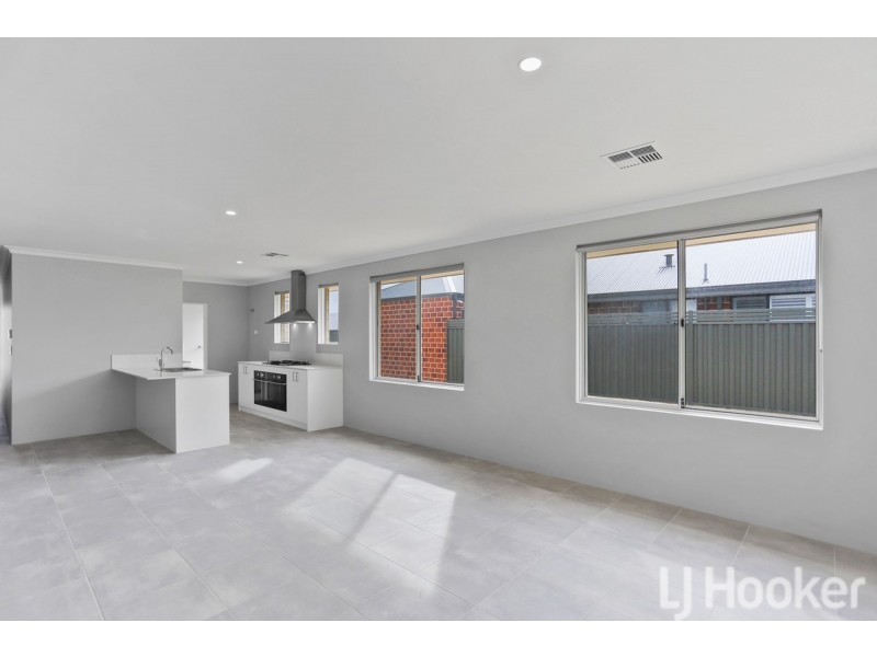 18 Wiluna Street, Dawesville WA 6211