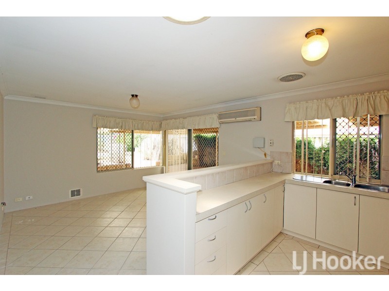 10 Cane Road, Greenfields WA 6210