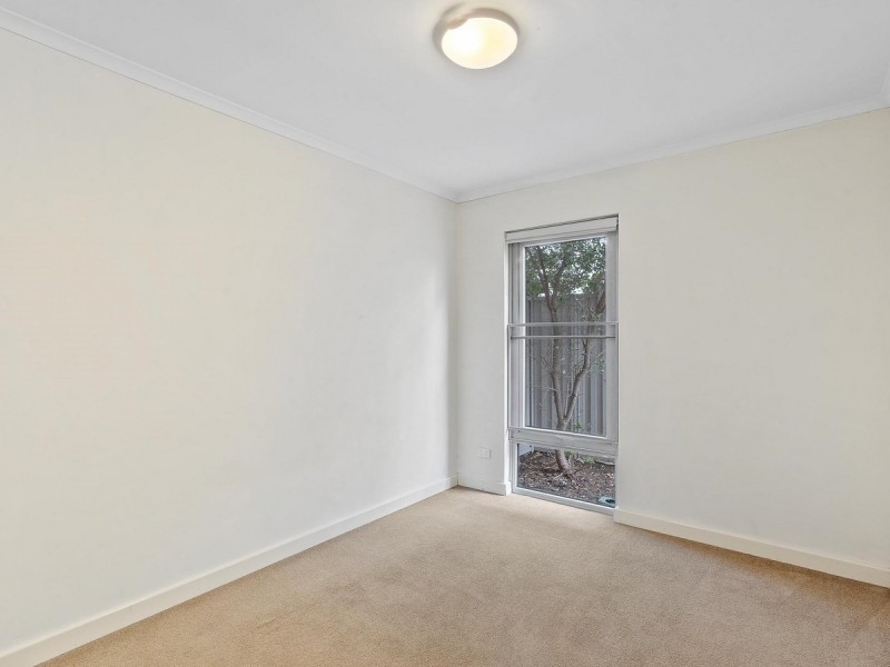 11/12 Bushlark Turn, Erskine WA 6210