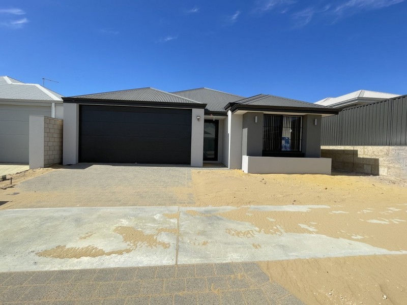61 Angalore Road, Madora Bay WA 6210