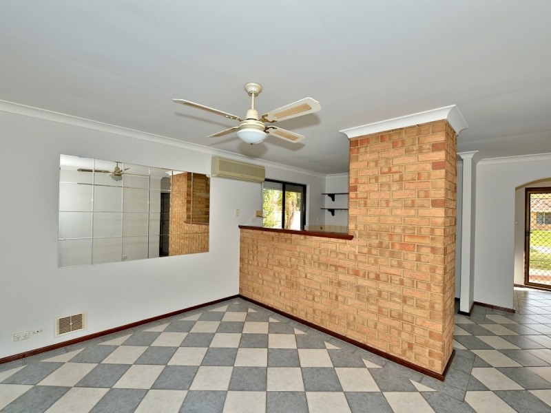 14 Challenger Road, Madora Bay WA 6210