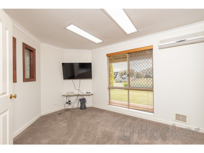 6 Chennile Vista, Halls Head WA 6210