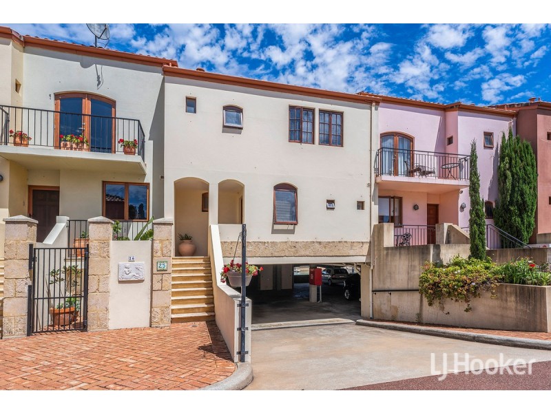 25/18 Port Quays, Wannanup WA 6210