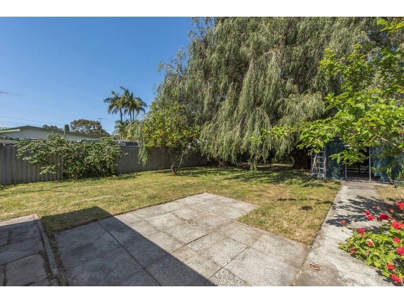 6 Teranca Road, Greenfields WA 6210