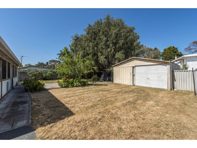6 Teranca Road, Greenfields WA 6210