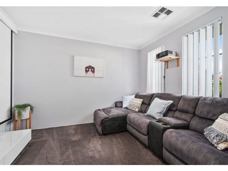 77 Challenger Road, Madora Bay WA 6210