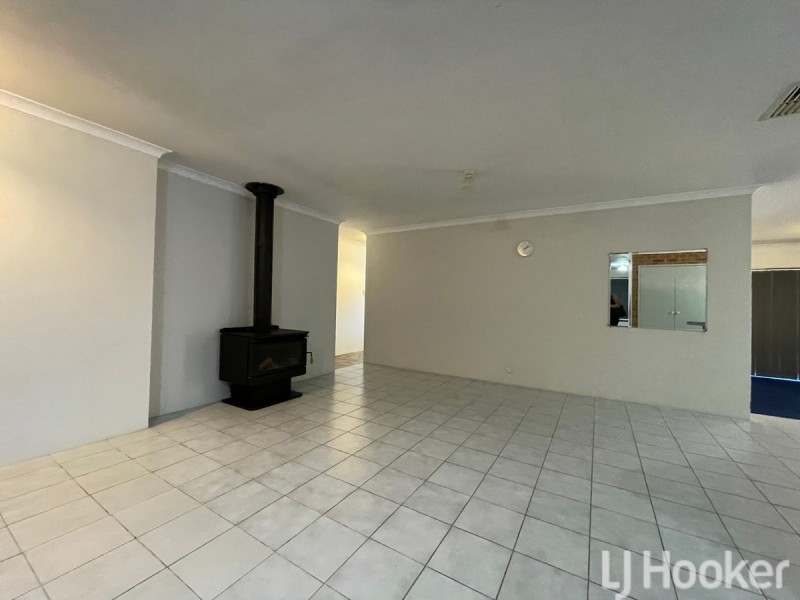 4 Wardell Loop, Dudley Park WA 6210