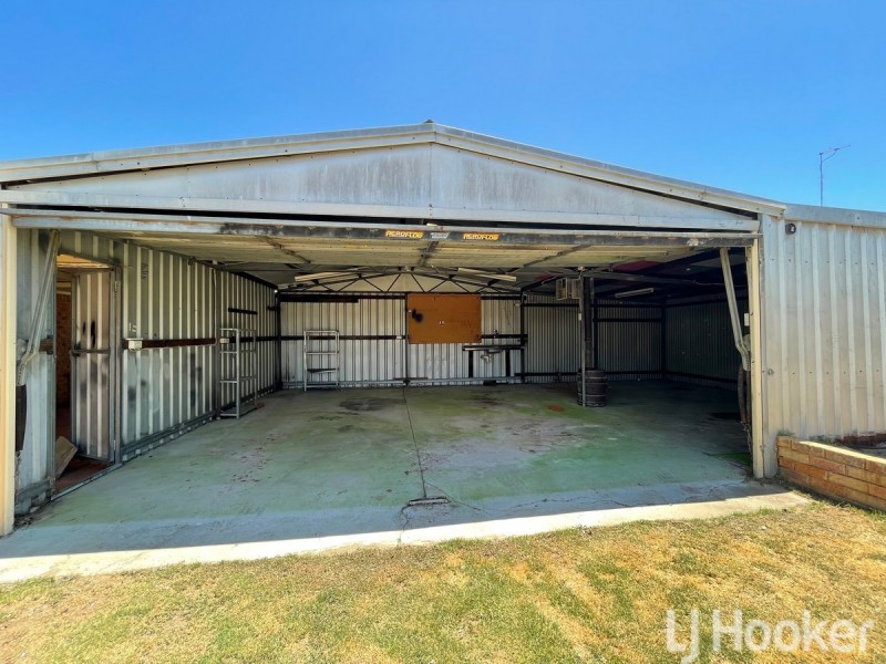 4 Wardell Loop, Dudley Park WA 6210