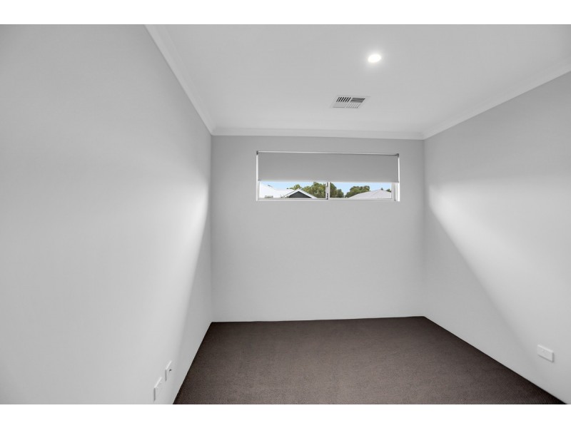 21 Rapallo Grove, Madora Bay WA 6210