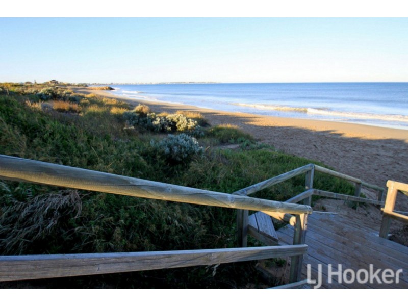 21 Rapallo Grove, Madora Bay WA 6210