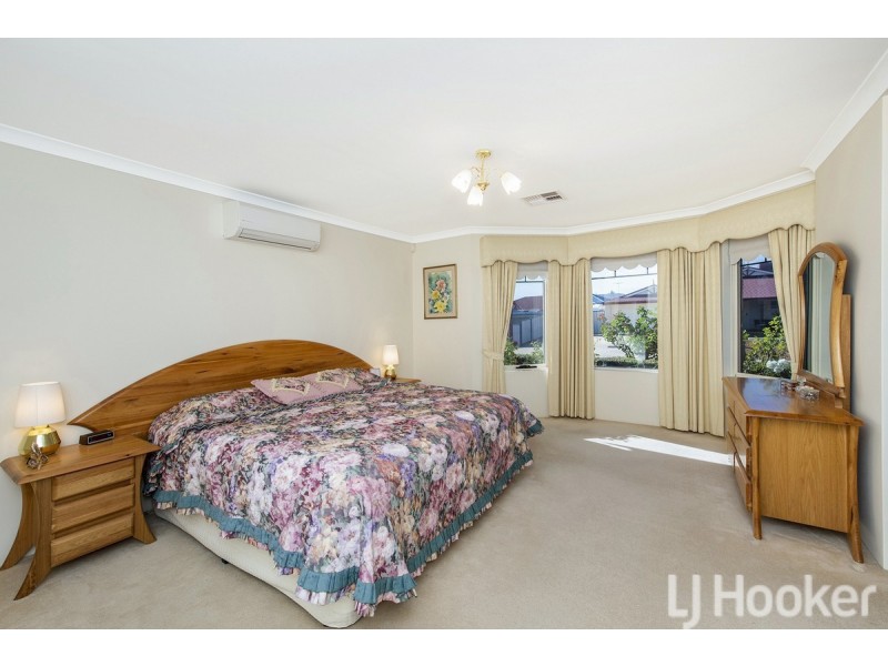 31 Camden Way, Meadow Springs WA 6210