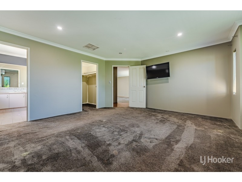 309 Oakmont Avenue, Meadow Springs WA 6210