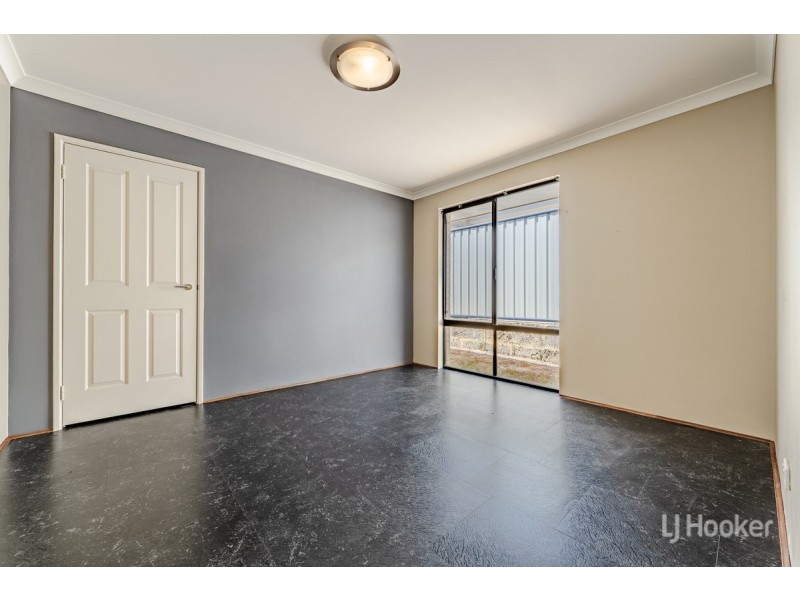 309 Oakmont Avenue, Meadow Springs WA 6210