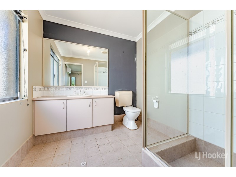 309 Oakmont Avenue, Meadow Springs WA 6210