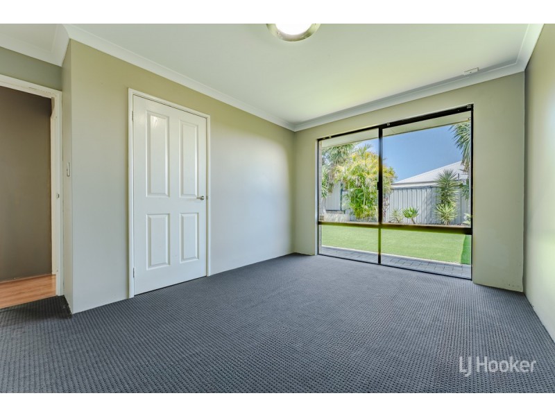 309 Oakmont Avenue, Meadow Springs WA 6210