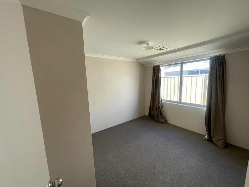 89 Cawana Parkway, Lakelands WA 6180