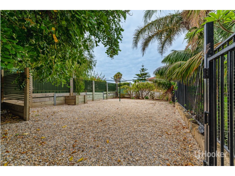 28 Karunjie Road, Golden Bay WA 6174