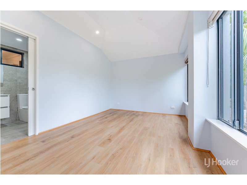 28 Karunjie Road, Golden Bay WA 6174