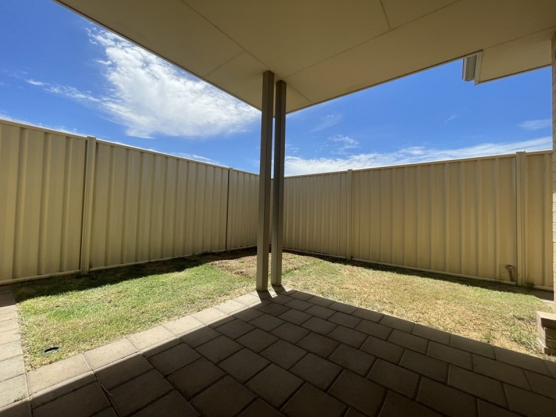 41 Ashwood Parkway, Lakelands WA 6180