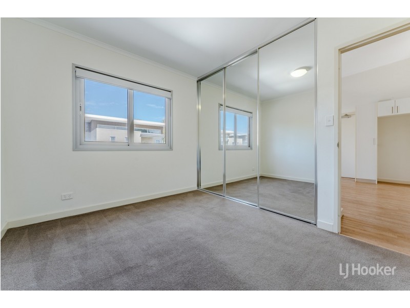 30/12 Bushlark Turn, Erskine WA 6210