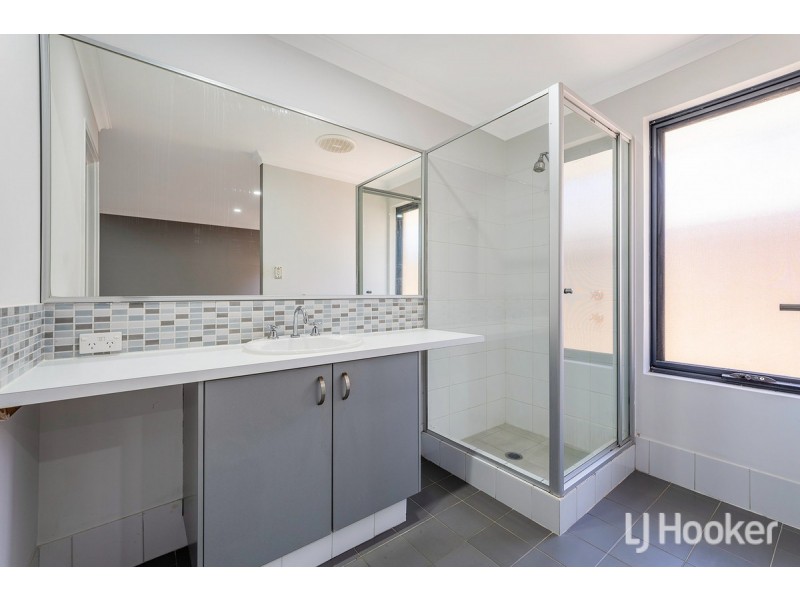 3 Yellin Way, Wannanup WA 6210