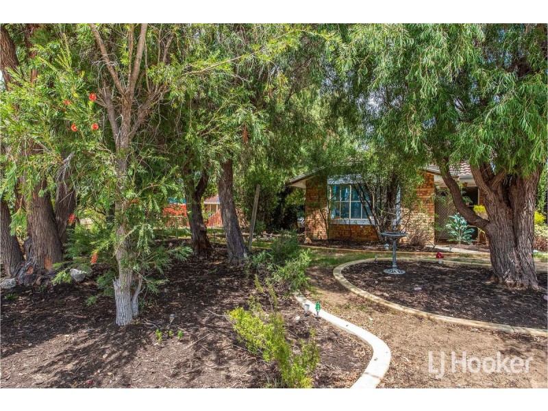 1 Lorne Place, Dudley Park WA 6210