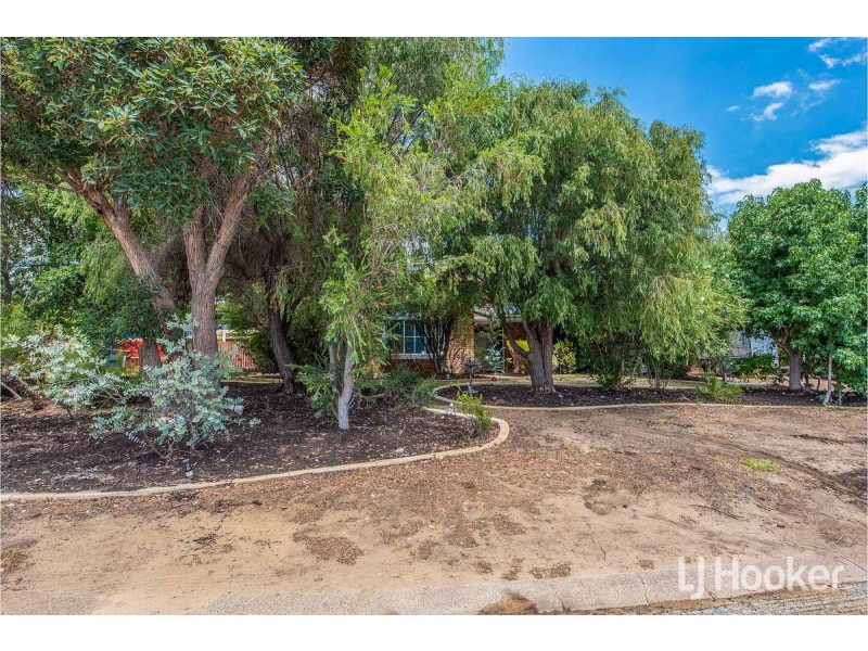 1 Lorne Place, Dudley Park WA 6210