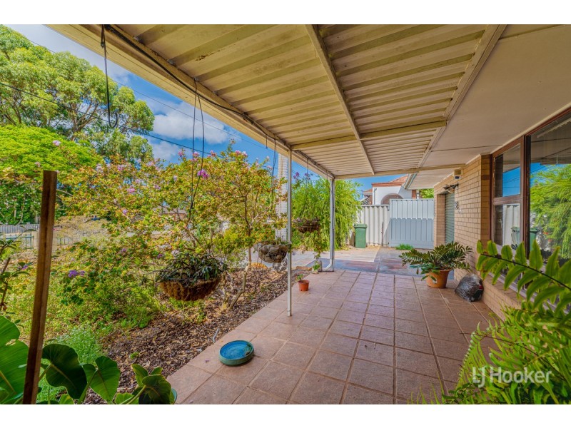 38 Churchill Avenue, Dudley Park WA 6210