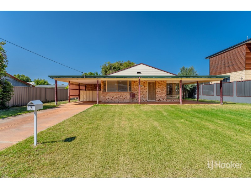 7 Albion Road, Madora Bay WA 6210