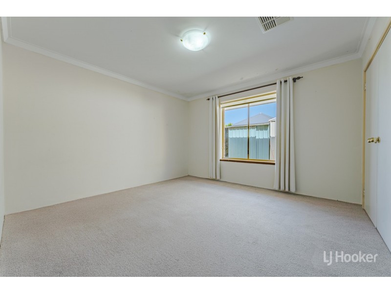 7 Albion Road, Madora Bay WA 6210