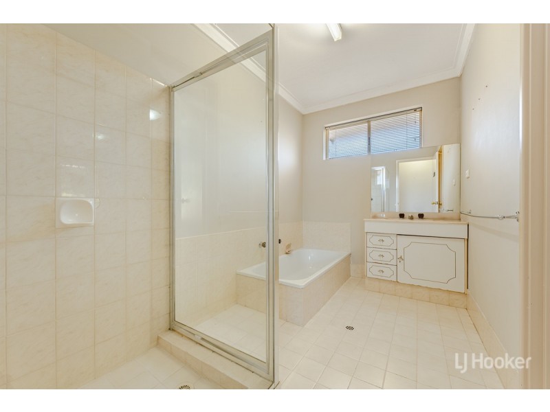 7 Albion Road, Madora Bay WA 6210