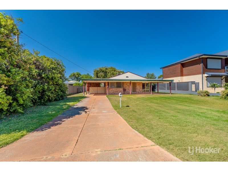 7 Albion Road, Madora Bay WA 6210