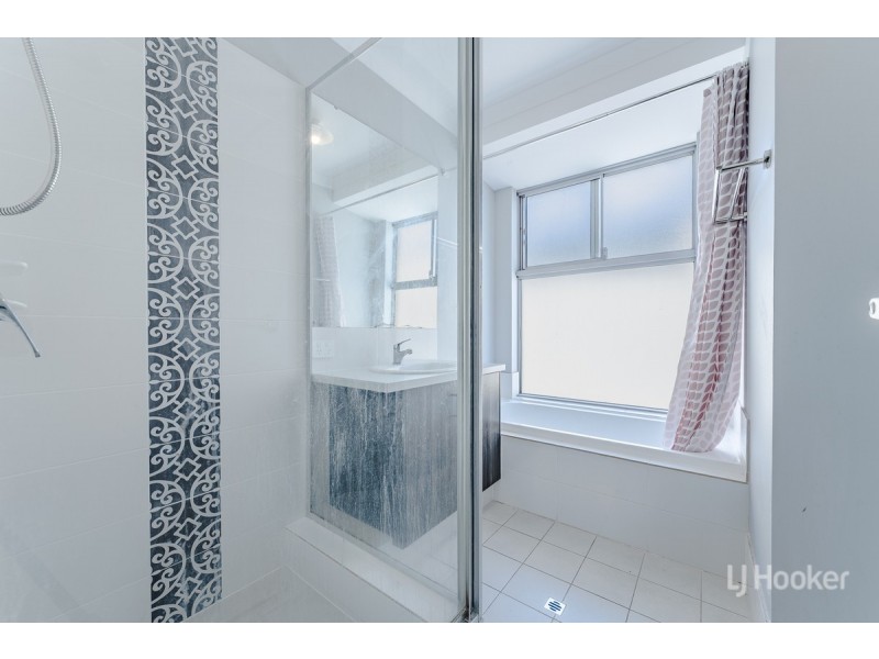 17 Lloyd Avenue, Ravenswood WA 6208