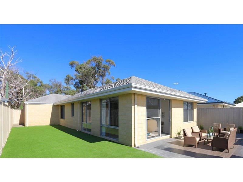 17 Lloyd Avenue, Ravenswood WA 6208