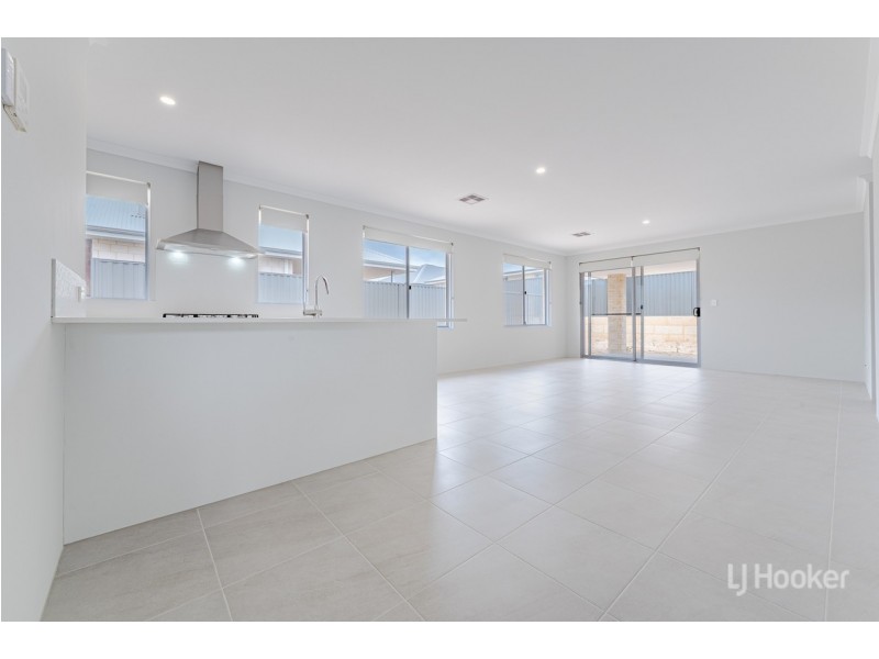 11 Hermosa Way, Madora Bay WA 6210