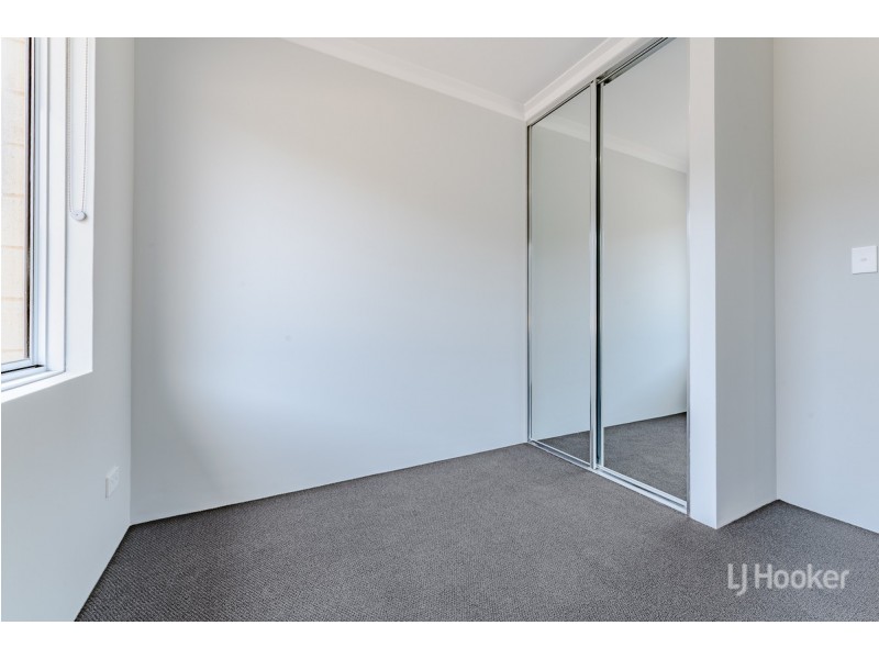 11 Hermosa Way, Madora Bay WA 6210