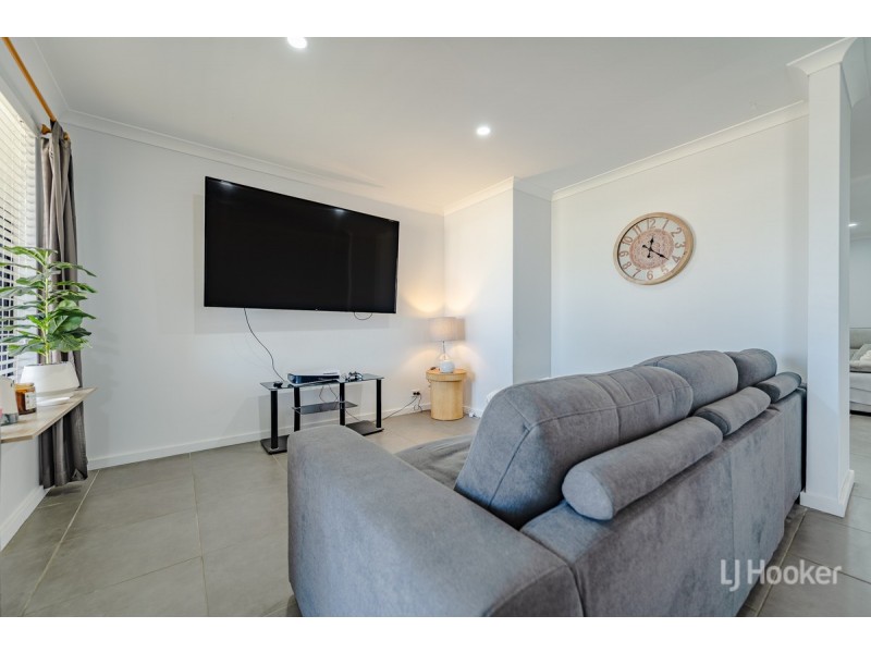 10 Lucidus Retreat, Greenfields WA 6210