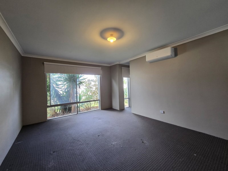 7 Highland Crescent, Meadow Springs WA 6210