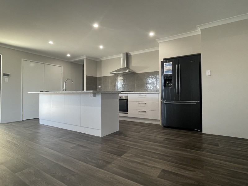 23 Weewar Circuit, South Yunderup WA 6208