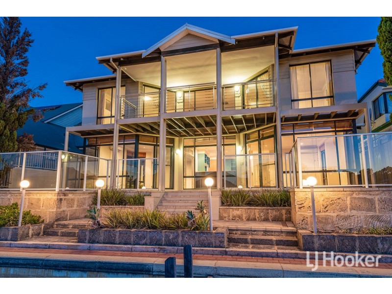 3 Starfire Close, Halls Head WA 6210