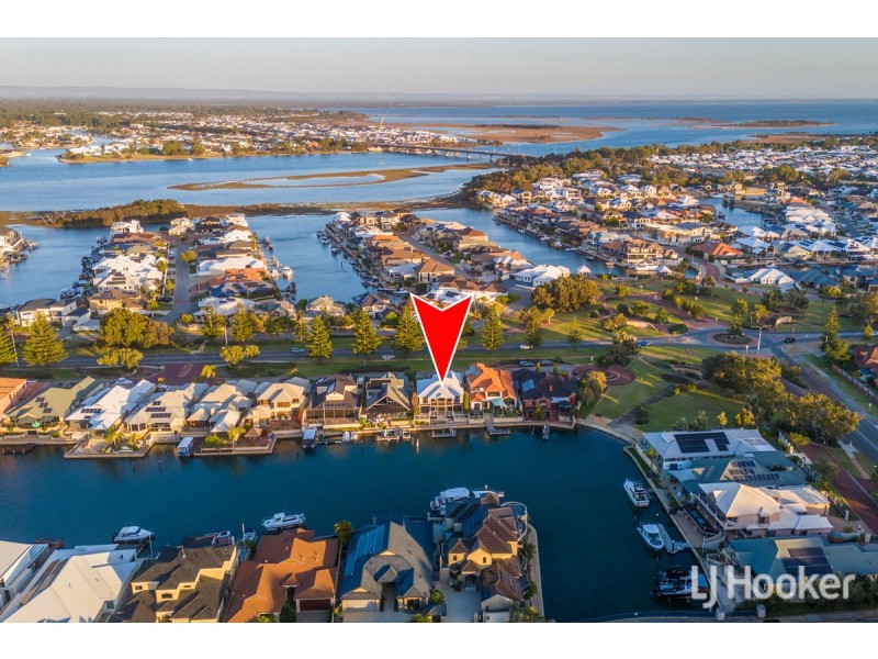 3 Starfire Close, Halls Head WA 6210