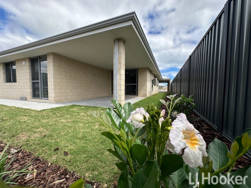 52 Huntington Street, Madora Bay WA 6210